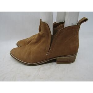 Dolce Vita Womens Sz 6.5 M Light Brown Suede Chelsea Ankle Fashion Boots Bootie